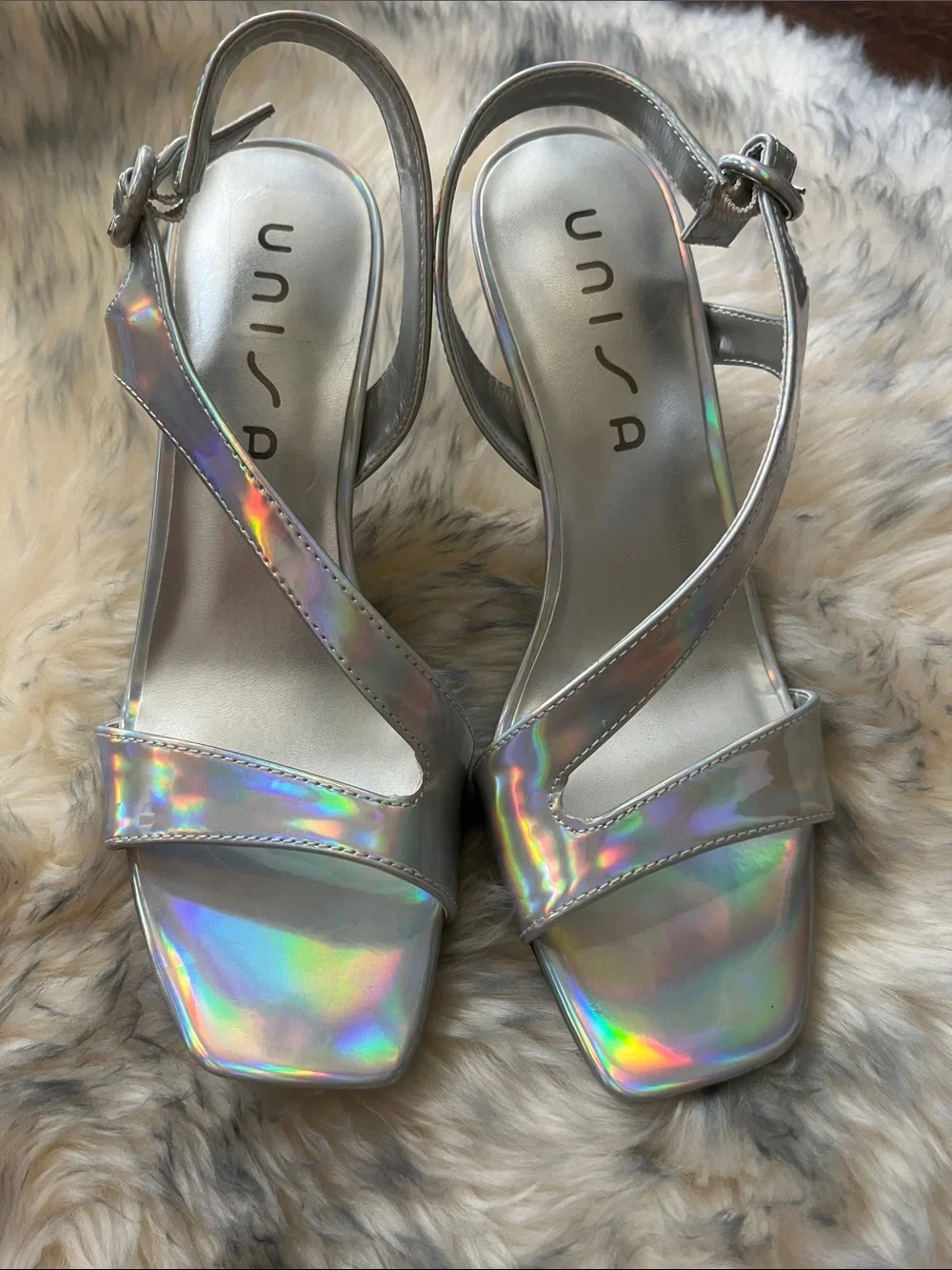 BRAND NEW Unisa Iridescent Silver Slingback Heels